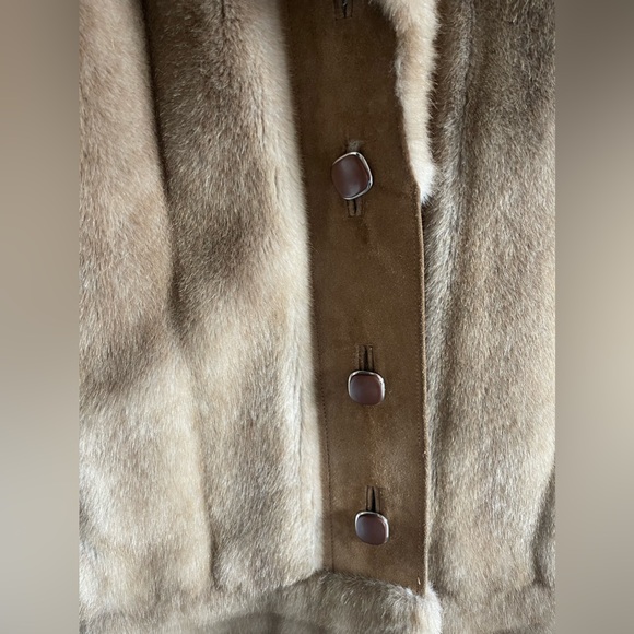 Vintage Womans Tissavel Fur Coat - France - Picture 2 of 8